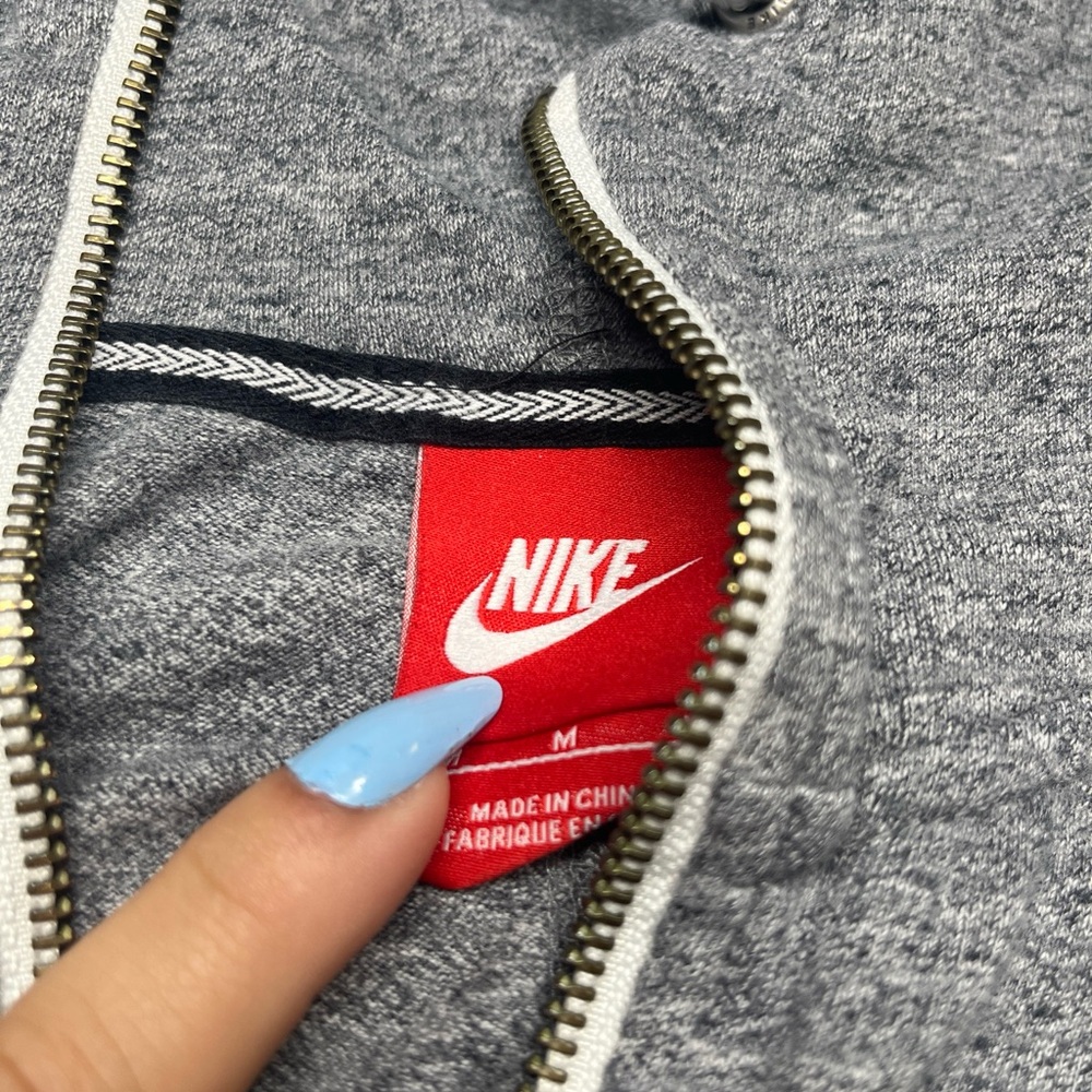 Vintage Nike Hoodie M Gray Sweatshirt Zip Up Embroidered Swoosh Y2K